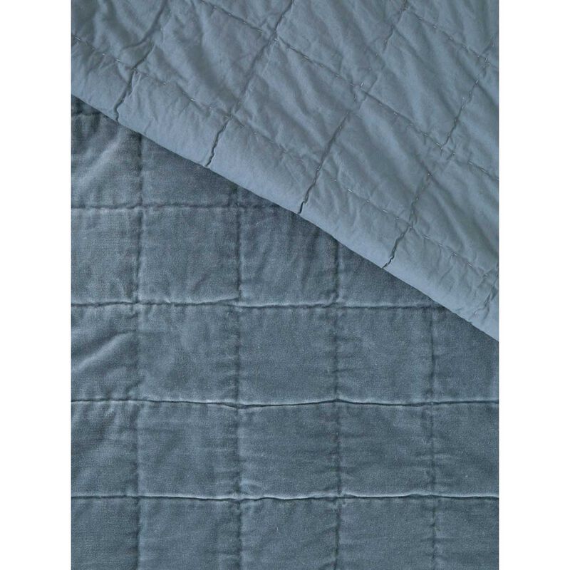 Wallace Cotton Belvedere Velvet Quilt image number 2